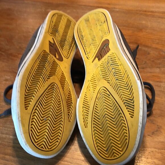 Nike Classic Canvas shoes Men’s 8 Very sweet! - Picture 7 of 8